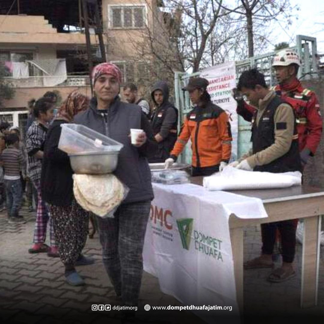 ddjatimorg's tweet photo. Hingga saat ini, korban masih bertambah. Berdasarkan informasi spestatorindex, Korban tewas akibat gempa Turki-Suriah per Sabtu (25/2) bertambah menjadi 51.000 orang.

Karena itu, selain doa yang tak henti dilangitkan, kami juga ingin mengajak sahabat untuk lanjutkan kebaikan. https://t.co/KwWqtmjAQZ