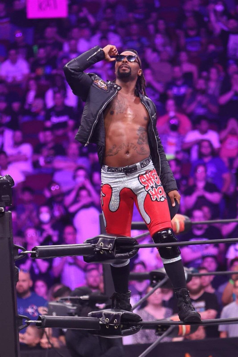 NAAWrestling's tweet photo. "Ain't No Body" The Nation Of African American Wrestling Wrestler of the Day is Swerve Strickland @swerveconfident !! "Loves Me Better" #BlackHistoryMonth #BlackHistory #MakesMeHappy #WhoseHouse #SwervesHouse #MakesMeFeelThisWay #NAAWNATION https://t.co/bqSqiBjH0C