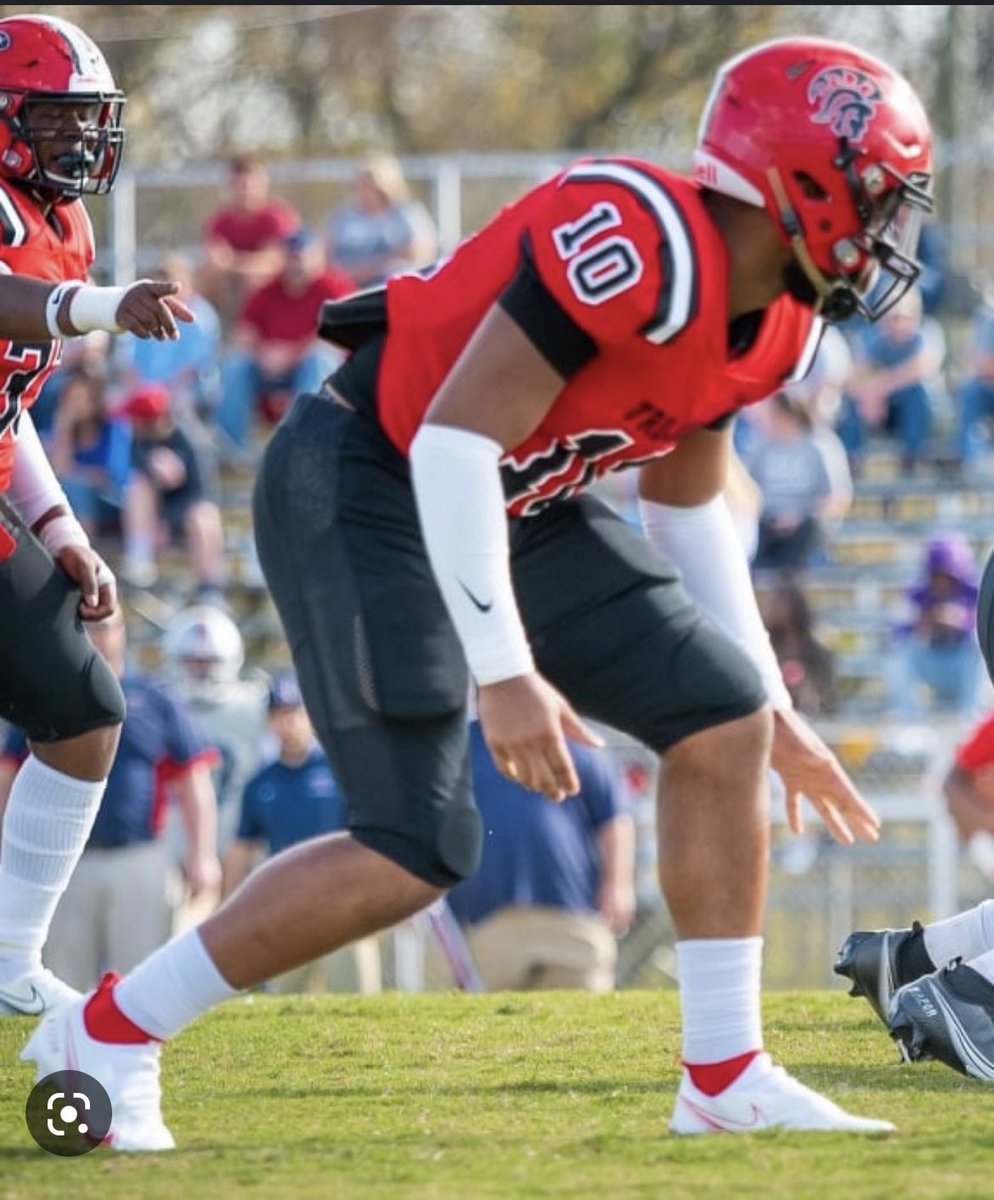 DetrickMunford's tweet photo. After a Great conversation with Coach I’m Blessed to Receive An offer From Miss Delta CC..🔴⚫️@Bush52Coach @CoachTAJohnson @MacCorleone74 @PrepRedzoneMS @javis_robinson @7v7Speed #LLMYDAWG🖤🕊️ https://t.co/SlzIt6fPvr