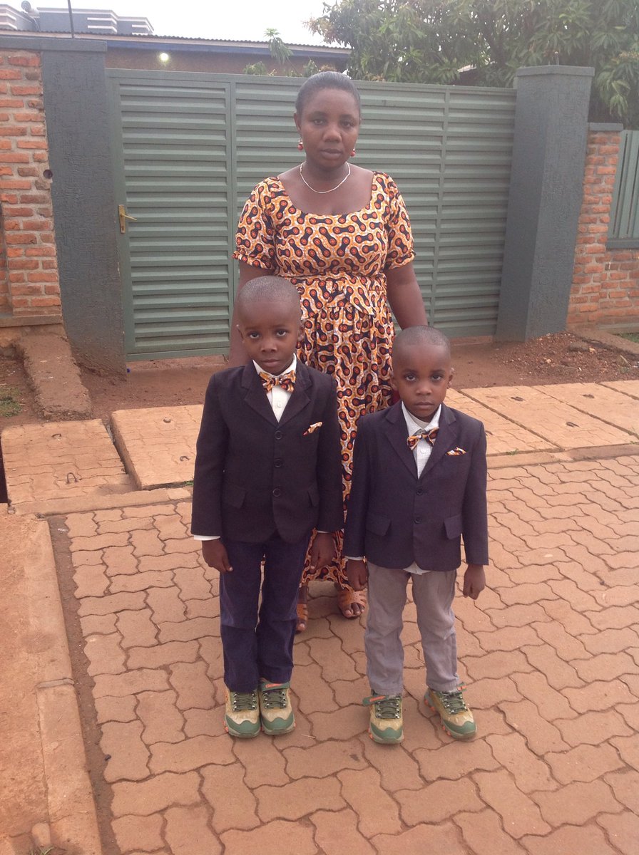 Habanaba9Thomas's tweet photo. I love my famil https://t.co/VAEta0ks3A