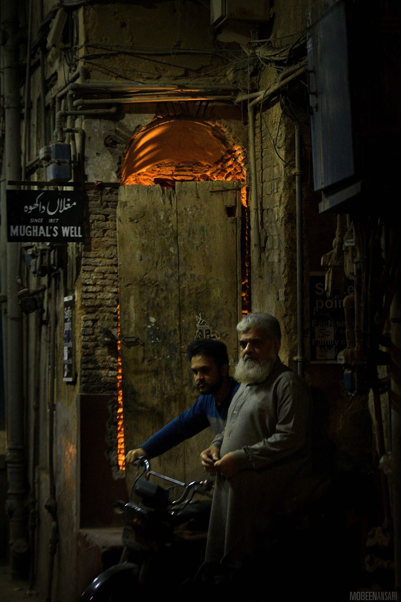 Mobeen_Ansari's tweet photo. Finding Caravaggio #Lahore #Pakistan #streetphotography https://t.co/30RvfmTanu