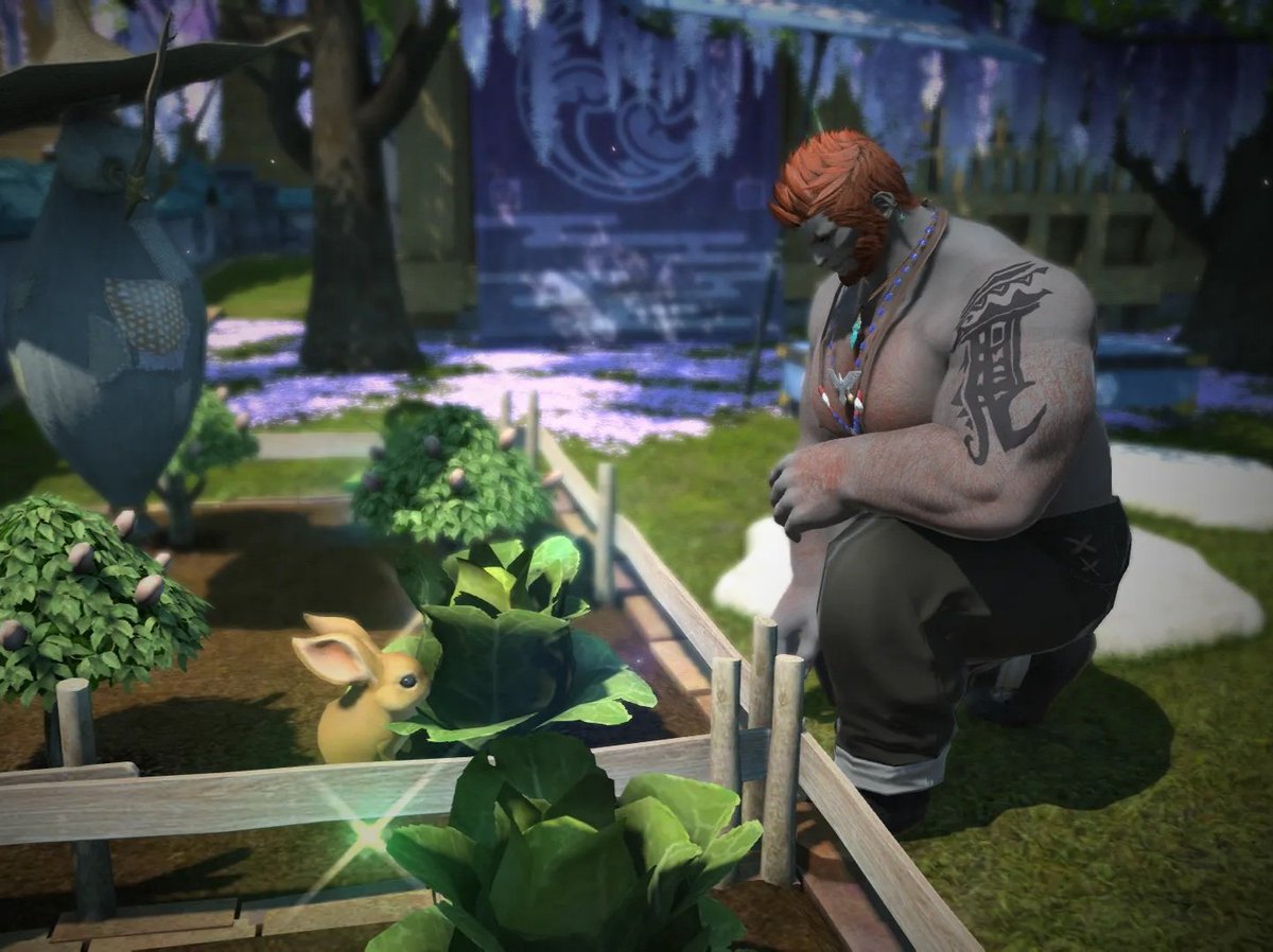 RieseBarin's tweet photo. Found this little guy tryin to take a bite of our FC crops!
#FFXIV #gposers #2IQ https://t.co/xle2wHAjkL
