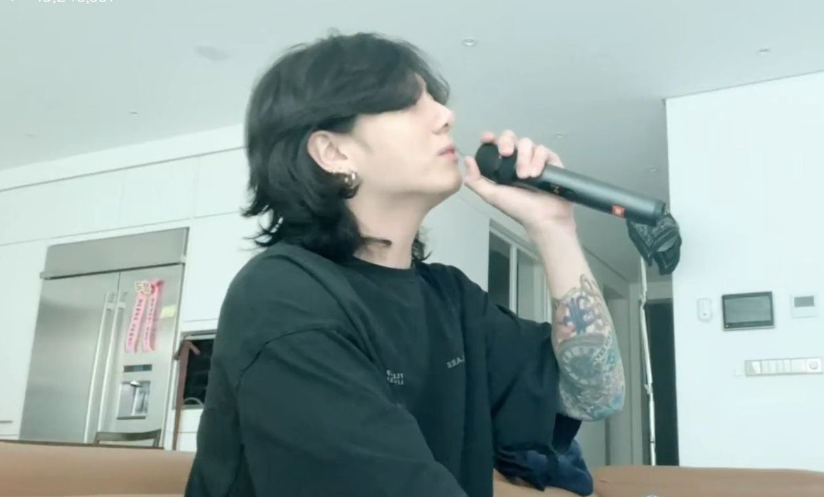 O613file's tweet image. so this is love