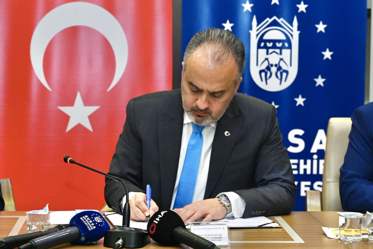 Alinur Aktaş