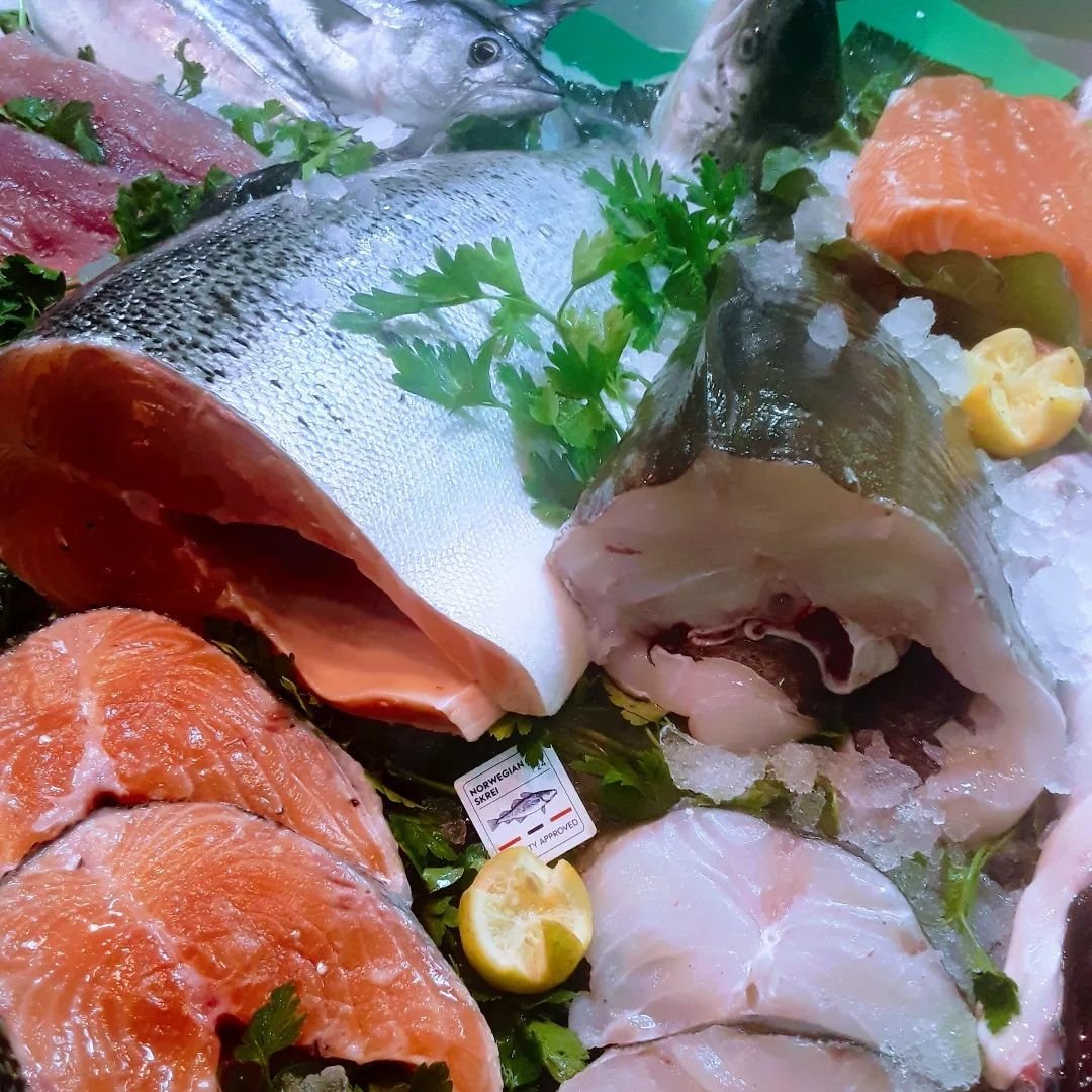 VilaFem's tweet image. Peix i marisc Anna. Qualitat i proximitat #peix #marisc #martorell #martorellvila #comerç #km0 #baixllobregat