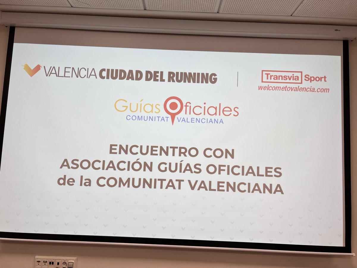 Reunión Valencia Ciudad del Running con <a href="/FTA_CV/">Fun.Trinidad Alfonso</a>  colaboraciones <a href="/GuiasOficiales/">Guías Oficiales CV</a>