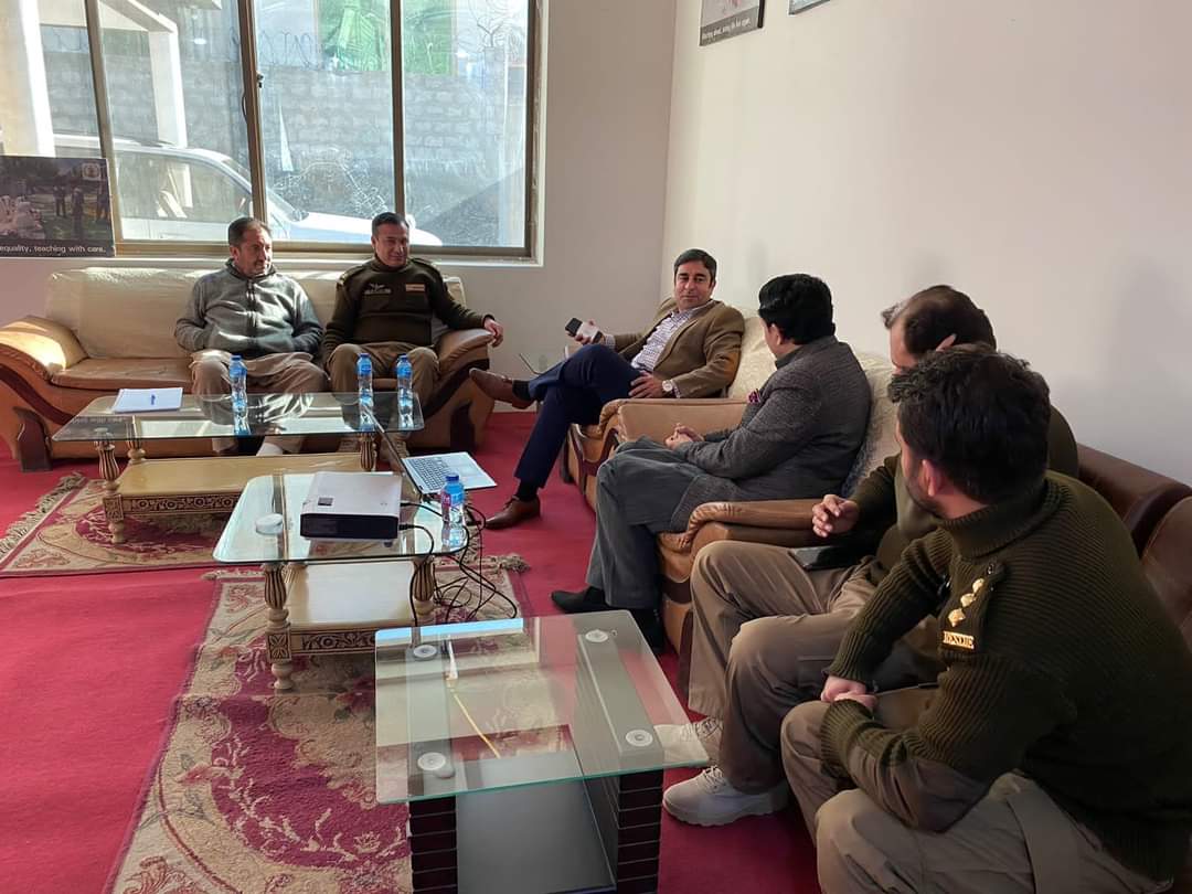1122Engr's tweet photo. Visit of Secretary Home and Prison GB Rana Muhammad Saleem Afzal at Emergency services Rescue 1122 HQ,s Gilgit . https://t.co/Gg9Ga42IHm