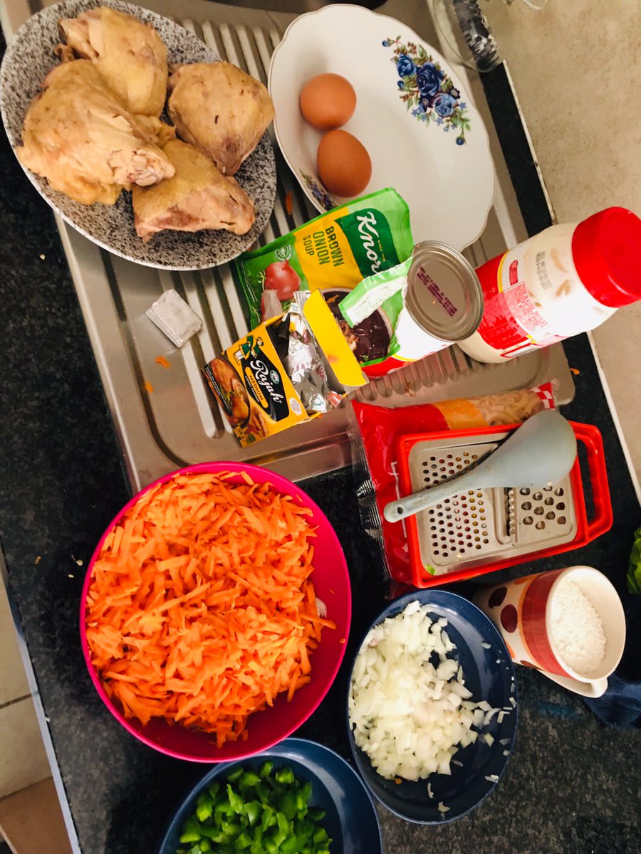 PrinceNkabinde3's tweet photo. First time cooking decent meal for my self 🤌❤️🍛.
#TUTJOURN2023
#twitterchallange https://t.co/TXo4SBqKCQ