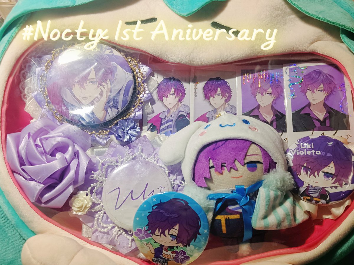 _0ka_0's tweet photo. #Noctyx1stAnniversary #UkiVioleta 

试着装饰了一下背了出门！来庆祝my kamioshi的一周年☺️😚 https://t.co/U2O3fl0x7M
