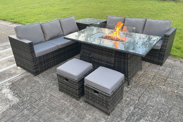 Bargains90's tweet photo. Get ready for the better weather with this stunning rattan fire table set 😍

Perfect for when the better weather comes and it’s MASSIVELY REDUCED!

Check it out here ➡️ https://t.co/gWOxq7dtor https://t.co/0JIcKbwISp
