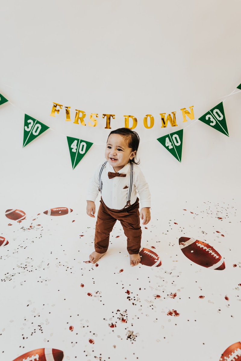 mrstavai_'s tweet photo. I can’t believe I have another 1 year old😭🥺💚 my pepe Sekeli. We love you my baby!!! https://t.co/DPEnmVEOYr