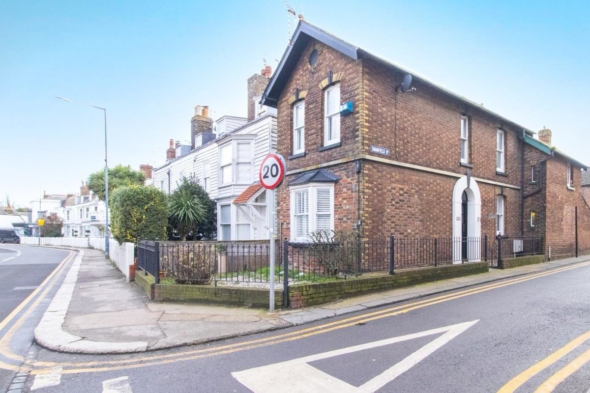 Your Guide to living in Dover Miles & Barr Miles & Barr