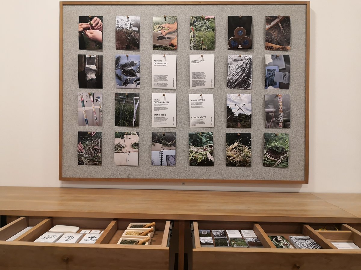 JusticeMuseum's tweet image. Meet @EmmaDaviesArt in our Artists in Residence at C2C Social Action #ProjectLab. Emma is an artist who works with drawings, printmaking, sound, photography and performance. Her art is informed by responses to emotional experiences &amp;amp; memories 
bit.ly/ProjectLab_C2C @C2CArtists