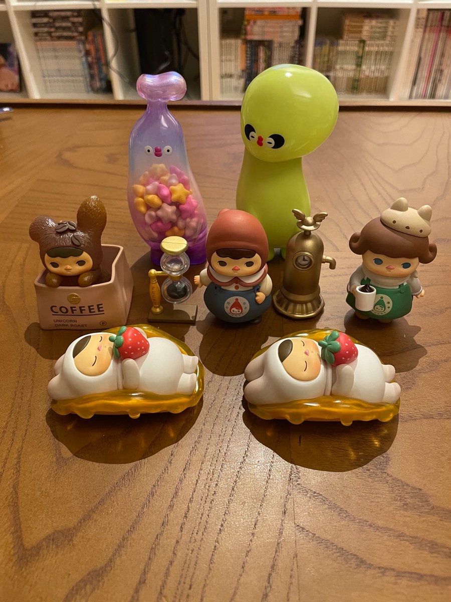 yabumag's tweet photo. オンラインショップなら被らないと思っていましたが被った!
思った以上にエイリアンバナナが可愛い( ´_J`)
#POPMART大好き
#PUCKY
#FLABJACKS https://t.co/DkRRy9W3HS