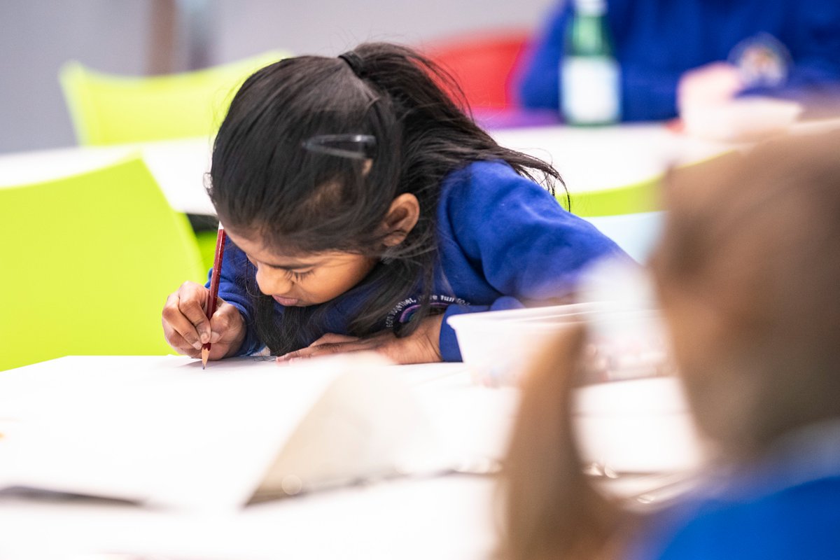 SundMuseum's tweet image. We are offering schools a free assembly to give a taster of our #Pyrex100 Education Pack.

We’ll come along to your school this month to share more about Pyrex and how to get the most out of the resource.

Learn more 👇
bit.ly/3Wi7Llq