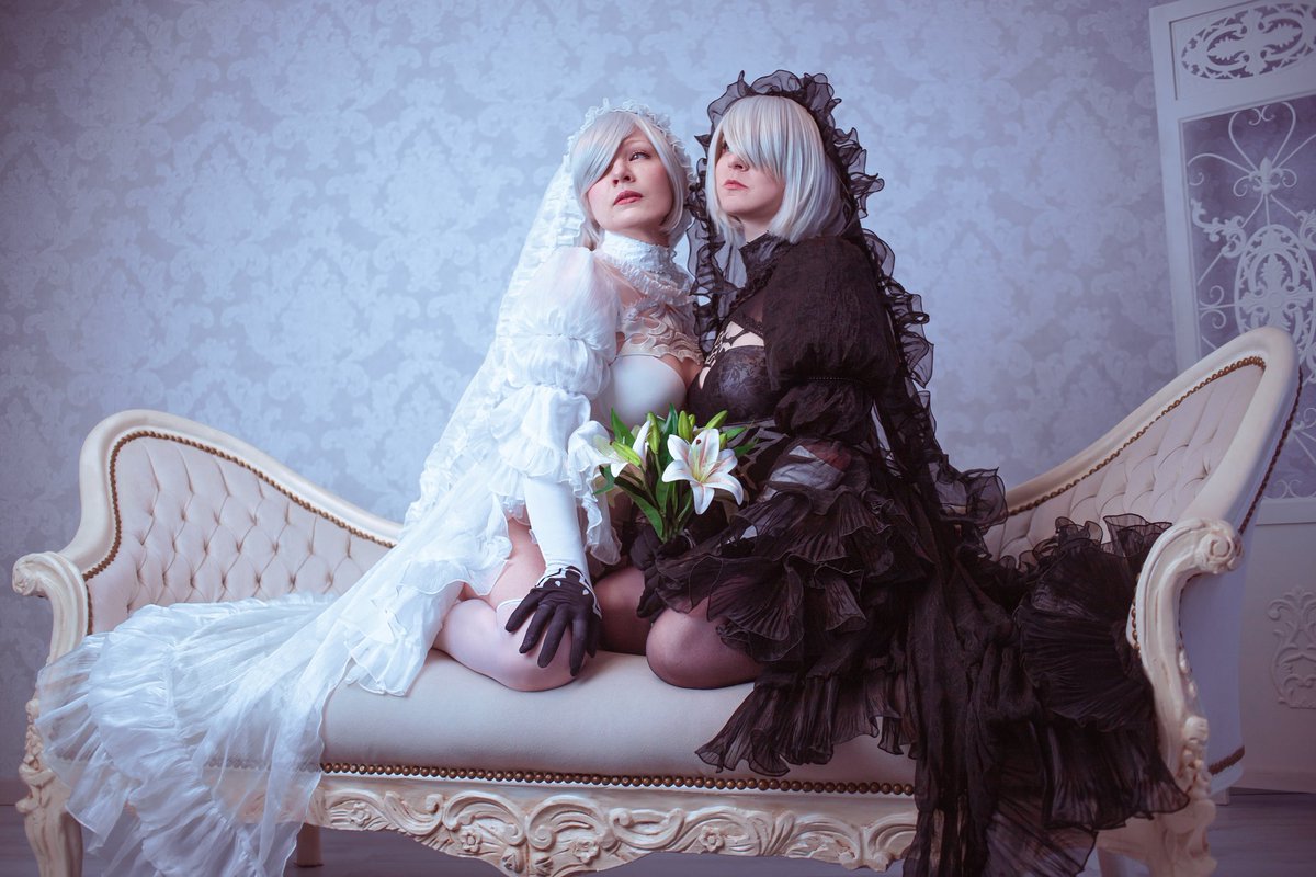 xyliacos's tweet photo. Here are already the first results of sunday. Finally I could do this project and the pictures turned out so good even out of cam! #nier #nierautomatacosplay #nierautomata #2bcosplay #2bbrides #blackversion #brideversion #whiteversion #cosplay #cosplayer #aesthetic https://t.co/YNhc3PRHC6