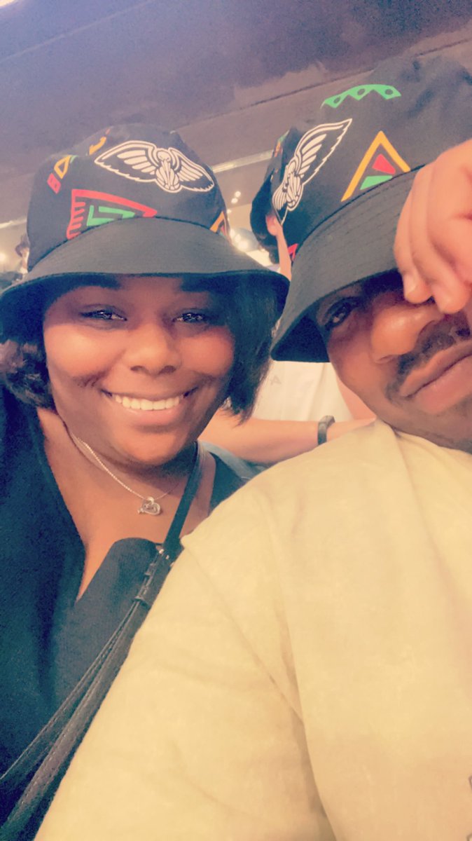 MadeExclusively's tweet image. #PelicansGameDay 💙