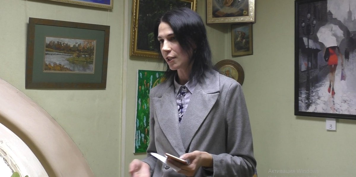 Детская писательница Юлия Лавренченко представила публике свою первую книгу «Сказка про капельку Болтушку и хрюка Хохотушку» 24 февраля в Земском обозрении. Видео 10 минут: zemob.ru/index.php/soby…