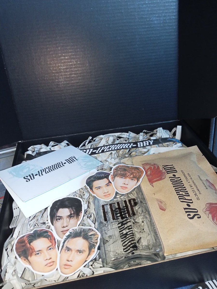 niccolle_joshyy's tweet photo. ✧*̥˚ @Atinphoff_ph *̥˚✧
— hi po I already received my kits ^^ superrr gandaaa akala ko Felip pcs lang nagulat ako may group and other members pala <33
˗ˏˋ #SUPERIORDAY ♡ ˎˊ˗
ʚ #collemails 📨 ɞ https://t.co/MejU9aZfZ0