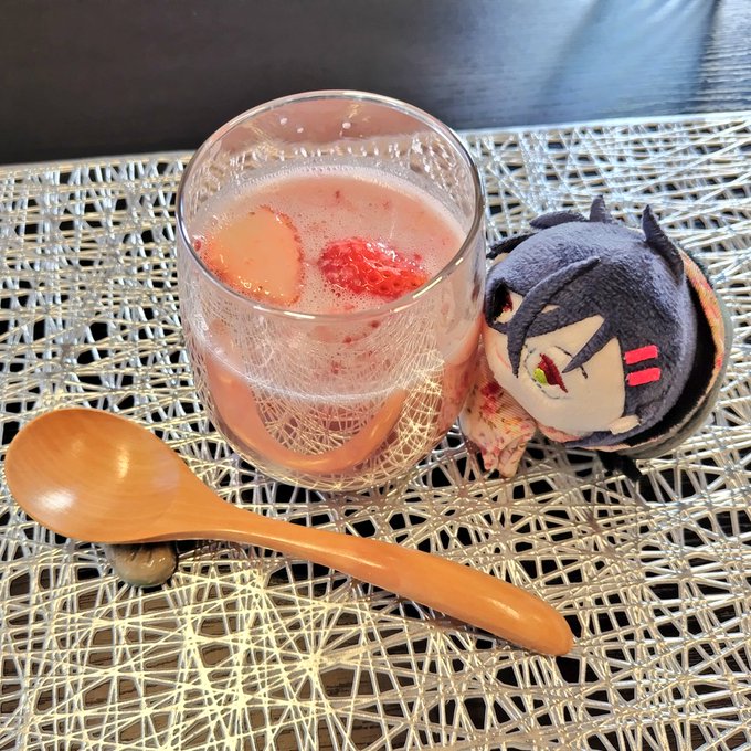 苺甘酒(冷)で今日はおわり!閉廷!! 