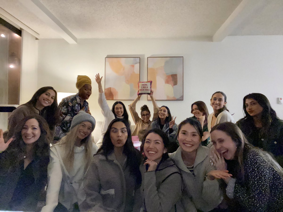 Erica_Wenger's tweet photo. The best night hosting some of my rockstar VC girlfriends! Soul filling! 💃🏻🫶 https://t.co/hdiMunR12i