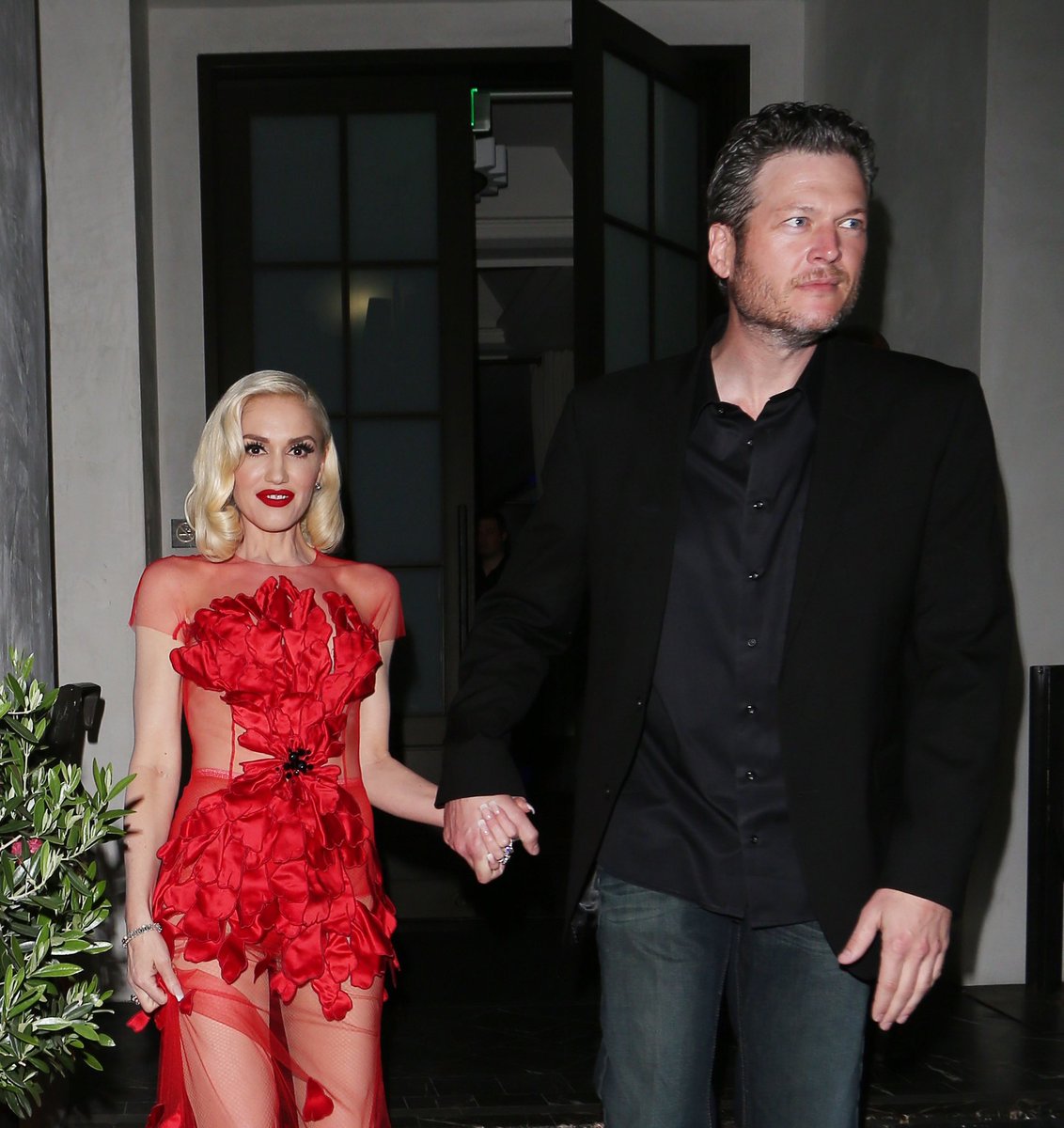 shefanifan0121's tweet photo. February 28, 2016: Dining at Spago.
#blakeshelton #gwenstefani #shefani #beverlyhills #dining #february2016 https://t.co/QZyDKpkgFP