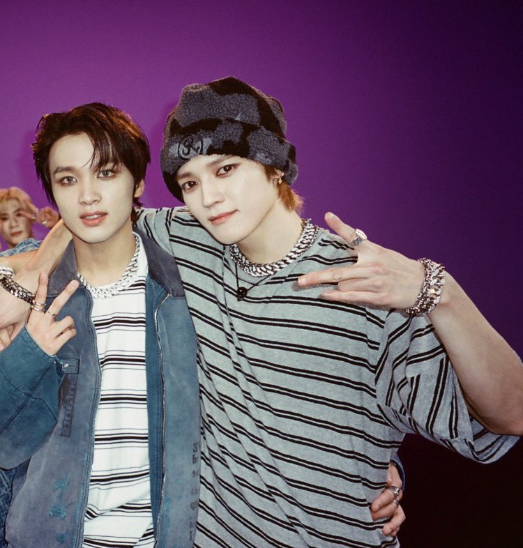 gibi_ty's tweet photo. 어리바리 연하남이 매너손에서 허리를 쓰다듬끼까지,,

[동툥 성장 최종본] https://t.co/lrElqY8g4J