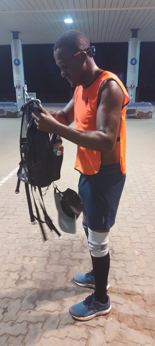 NantapoCarlos's tweet photo. 39 for #Grace39
Went out to sing praises. 🙏🙏🙏
#LeapYearBaby 
#RunningWithTumiSole 
#FetchYourBody2023 
#RunBorisRun https://t.co/e8i1cfGSat