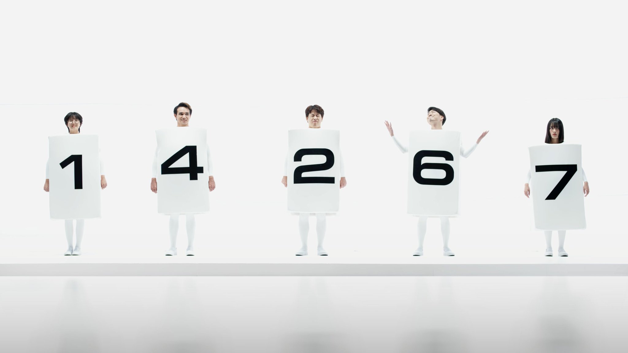 Salmon House on Twitter "หอแว่น x Salmon House พี่ๆ ตัดเลนส์ให้หน่อย