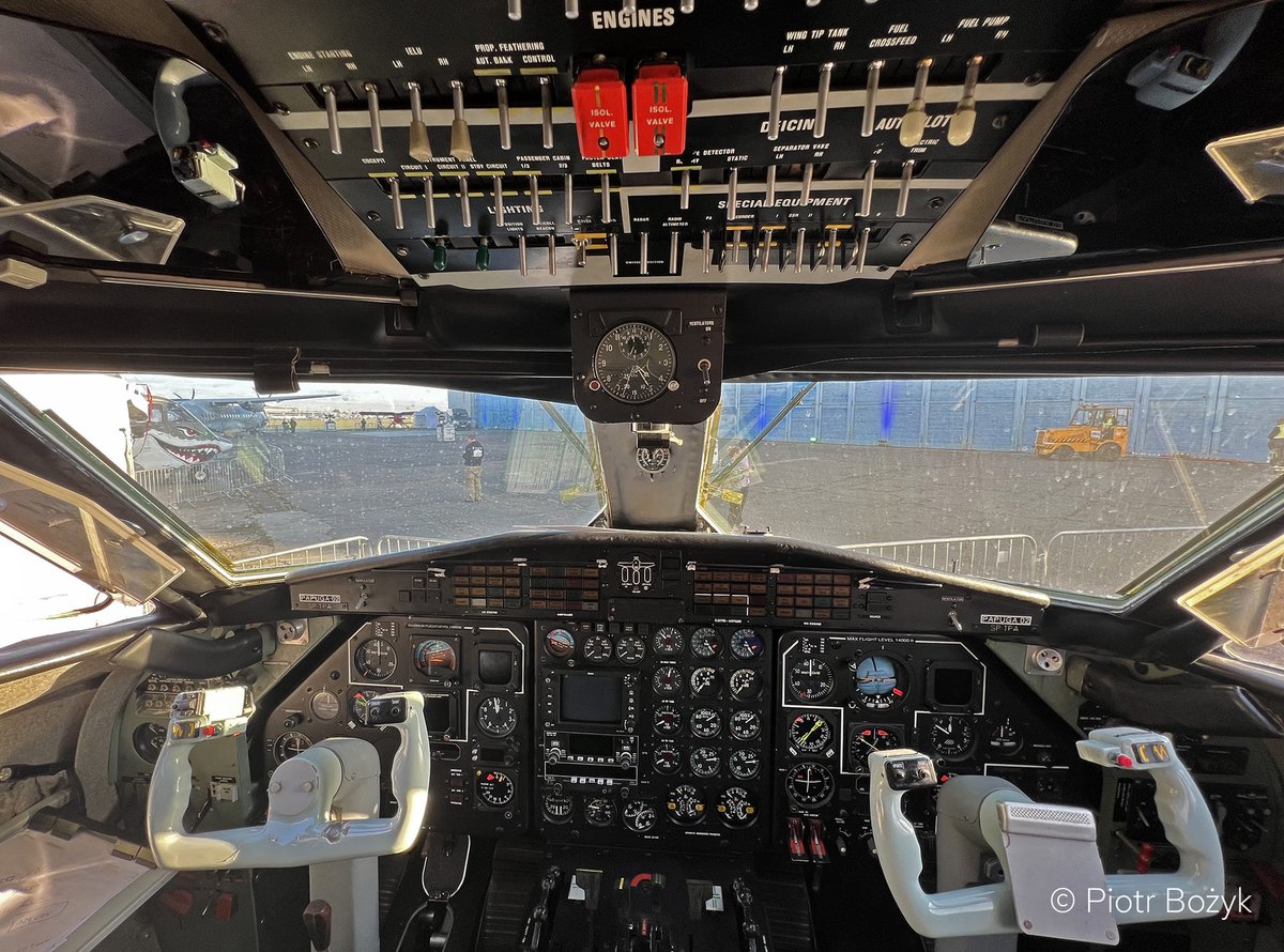 AvSourceNews's tweet photo. #NEWS | It's the end of the Turbolet era at the Polish Air Navigation Services Agency. After 34 years PANSA has withdrawn its last LET L-410 plane.
Read more at AviationSource!
https://t.co/IN7NhrL9u6
#Poland #PANSA #Turbolet #AvGeek https://t.co/tVKNRRWB31