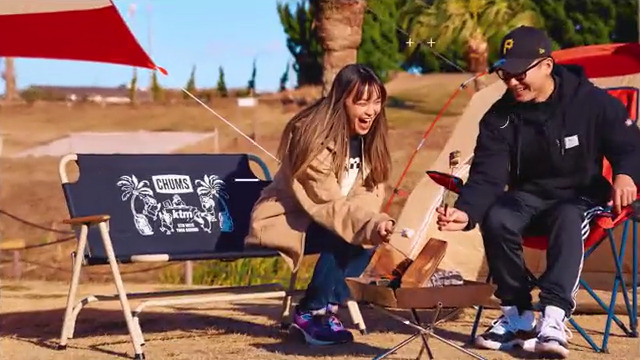 ケツメイシ CHUMS コラボベンチ【美品】最終お値下げ もう2月も終わりですね～ ということは！ #CHUMS コラボ 折り畳み2人