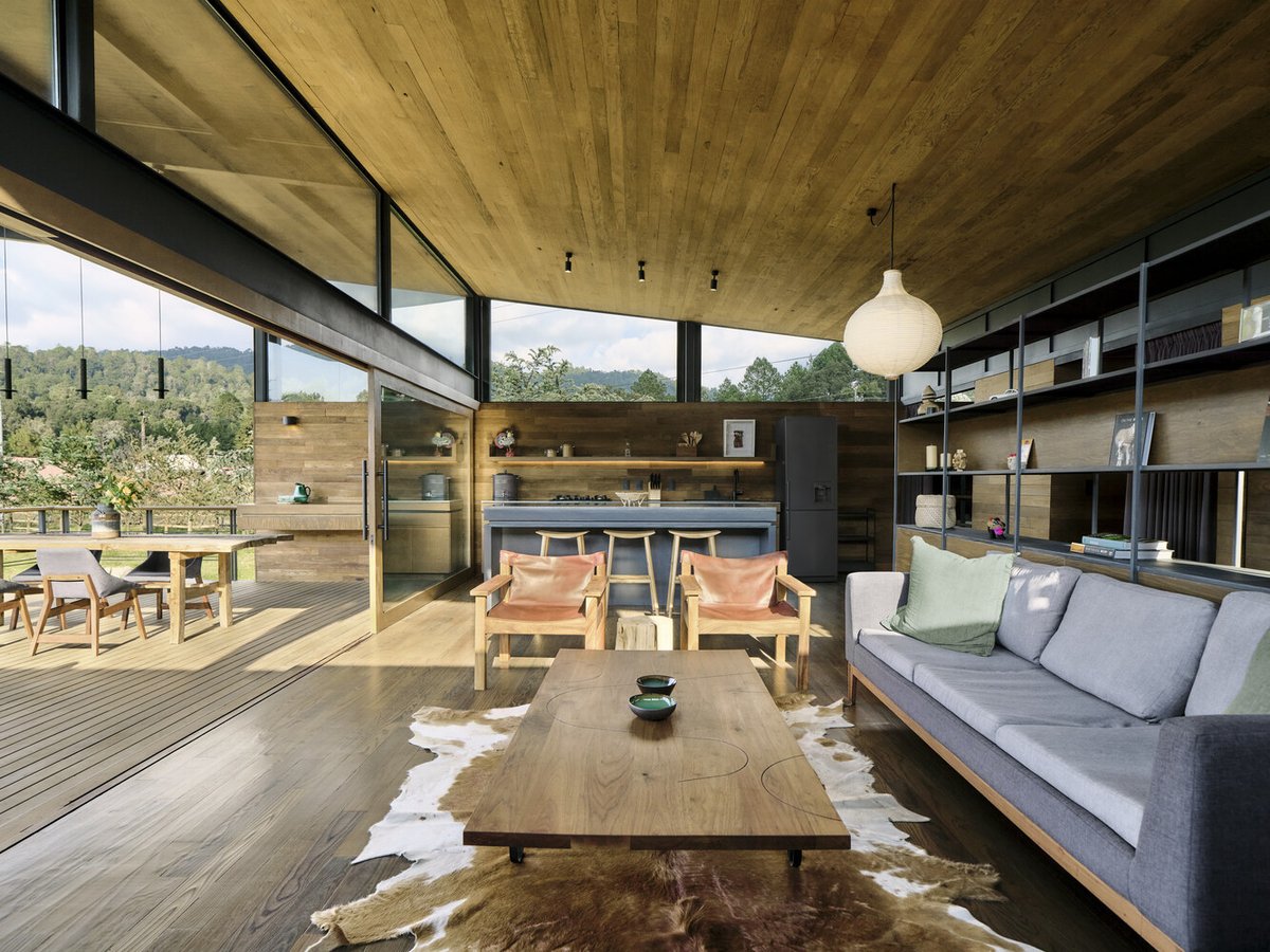 illustrarch's tweet image. Tiny House by Weber Arquitectos

#housing #architects #interior #architecture #illustrarch