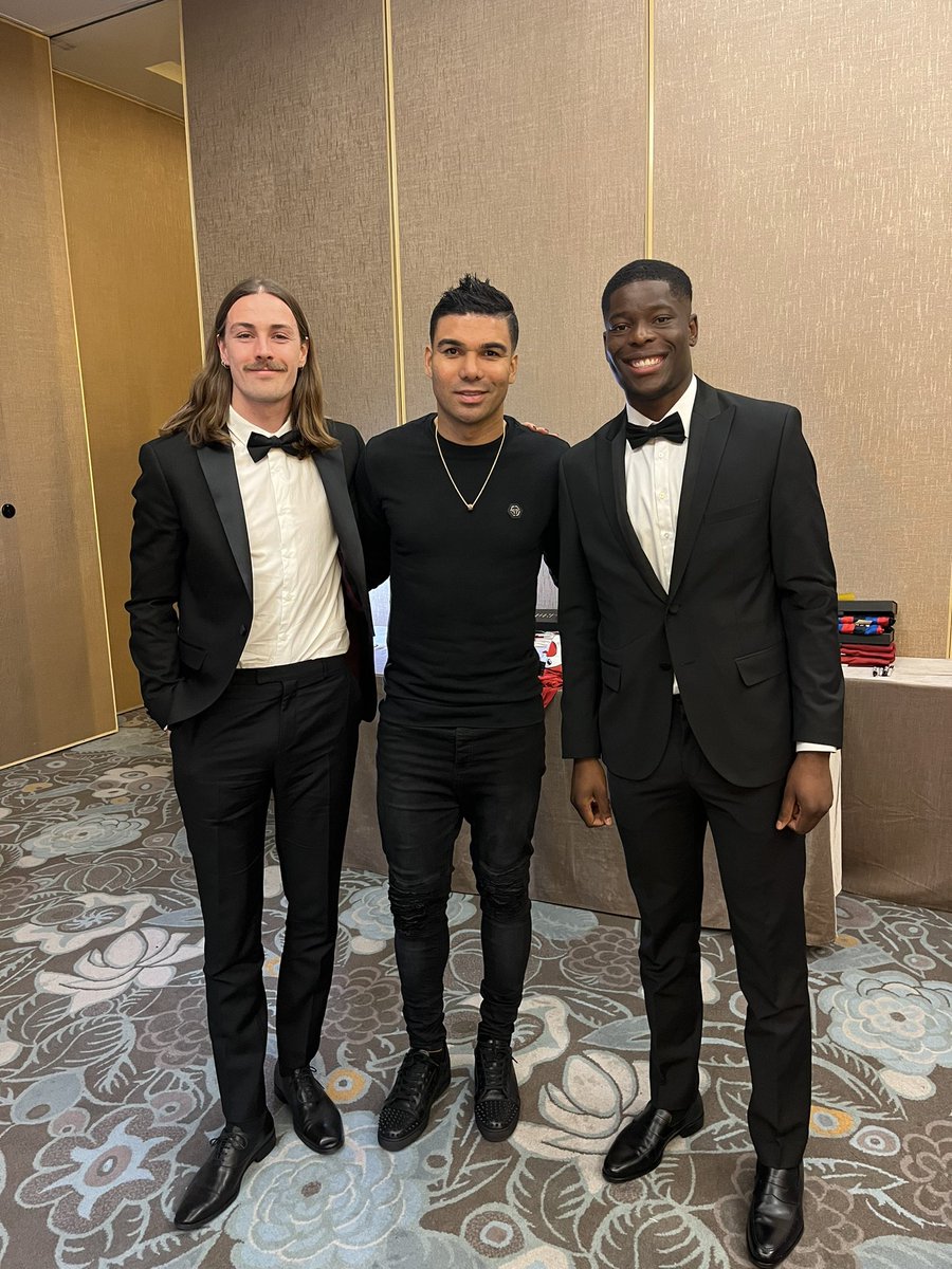 Soca263's tweet photo. Nyasha Munetsi🇿🇼 Was At #FIFABestAwards In Paris Last Night As Part Of The Organizers.

Virgil Van Dijk🇳🇱 &amp; Casmero🇧🇷 Were Included In #FIFPro11

Lionel Messi🇦🇷 Was Voted #TheBest 2022. Mbappe 2nd Best 

▪️Munetsi Was Recently Added To The #FIFPRO 34 Member Global Council🇿🇼👍🏾 https://t.co/7CsuPMcG3d