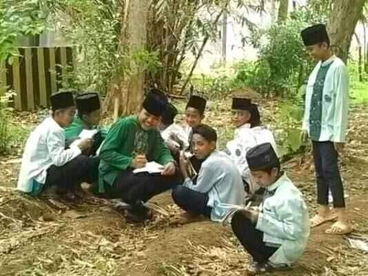 Mustafi92331989's tweet photo. Aku tidak pernah menyesal dengan apa yang telah terjadi, namun aku selalu mencoba agar tidak akan terulang kembali. https://t.co/Ze3atTLPYo