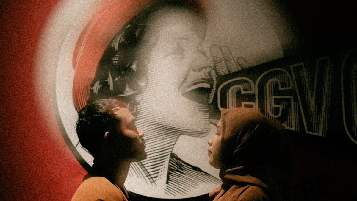 Unscript photo session, walking around, see the place, and shoot.

#fujifilm