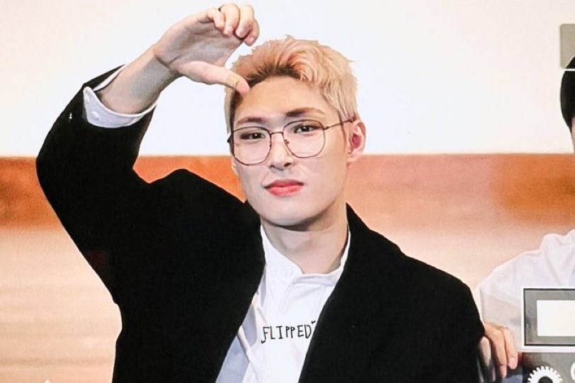 mingi files tweet media