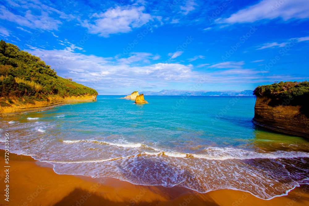 Khirash_Vlad's tweet photo. #corfu #kerkyra #greece #greek #island #beach #cliffs #picturesque #popular #drastis #logas #summer #sidari #sunset #travel #tourism #adobestock #adventure #scenic #amazing #excursion #europe #rest https://t.co/1ZS6KNDPjx #adobestock #nature #view #stunning #sunset #dawn #sea https://t.co/2sekeYRqFG