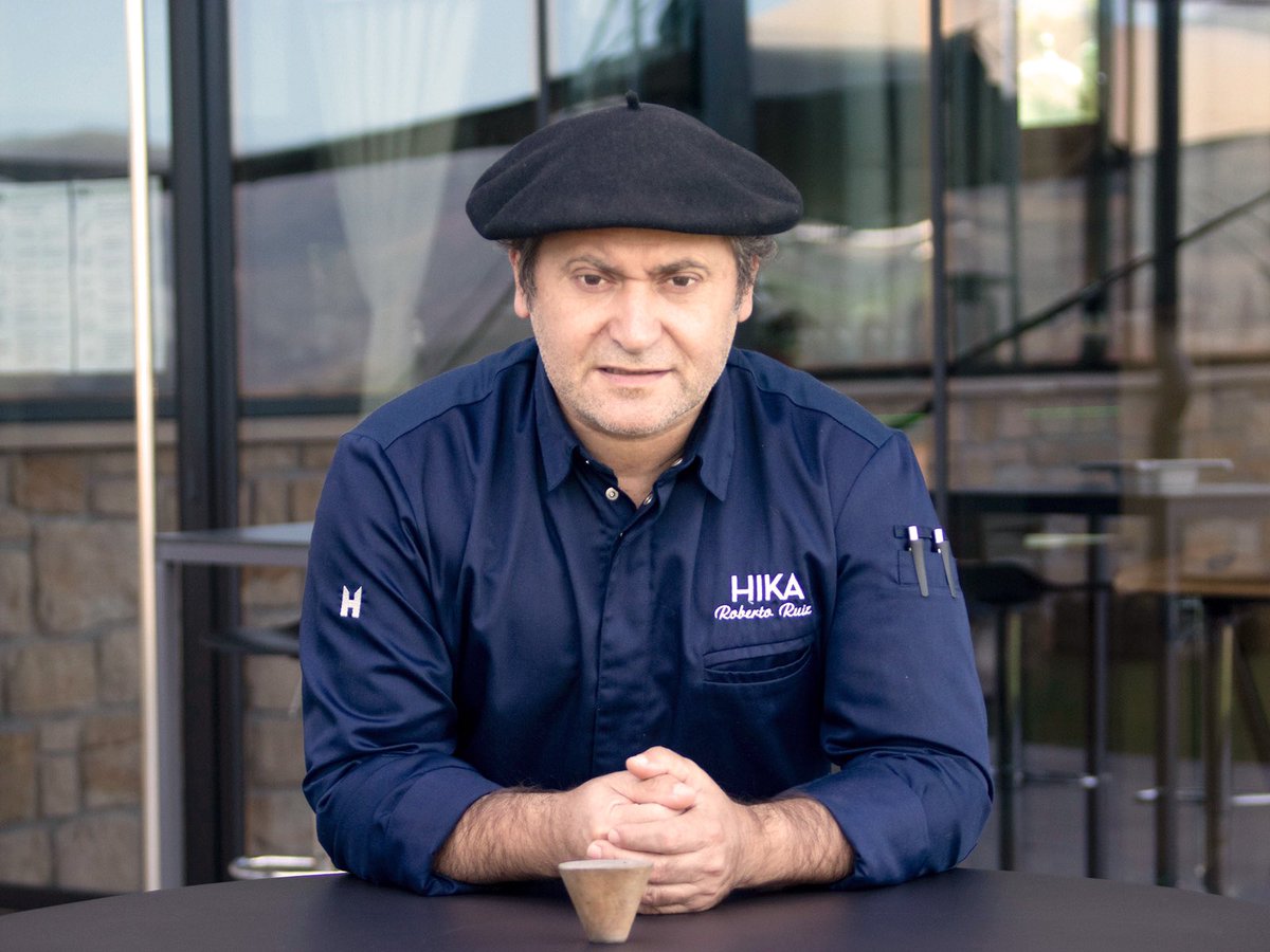 José Ignacio Asensio (@asensioji) on Twitter photo ZORIONAK a nuestros restaurantes Rekondo, Hika de Roberto Ruiz, <a href="/ameliarestauran/">Amelia by Paulo Airaudo</a>, Espazio Oteiza, Zazpi STM, Hamarratz y Laia.
Eta ohorezko #SolesRepsolAlicante23 Hilario Arbelaitz haundiarentzat!
Benetan izugarria egiten duzuen lana! ☀️ ZORIONAK a nuestros restaurantes Rekondo, Hika de Roberto Ruiz, <a href="/ameliarestauran/">Amelia by Paulo Airaudo</a>, Espazio Oteiza, Zazpi STM, Hamarratz y Laia.
Eta ohorezko #SolesRepsolAlicante23 Hilario Arbelaitz haundiarentzat!
Benetan izugarria egiten duzuen lana! ☀️