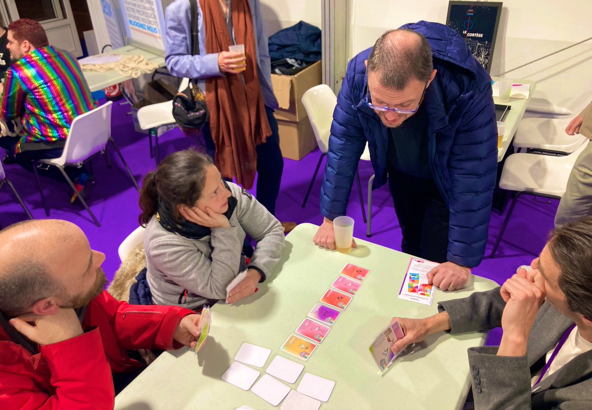 alexlafleche's tweet photo. Les derniers ajustements d’un jeu coopératif qui se joue bien de 2 à 4 en mode classique et avant tout qui sensibilise aux mots de l’Abc de la #bienveillance. La mécanique à découvrir prochainement sur https://t.co/3d7cOTqFrW #citizenline 
#captainsmile @Theo_Sacha https://t.co/dJXs6jL1VB