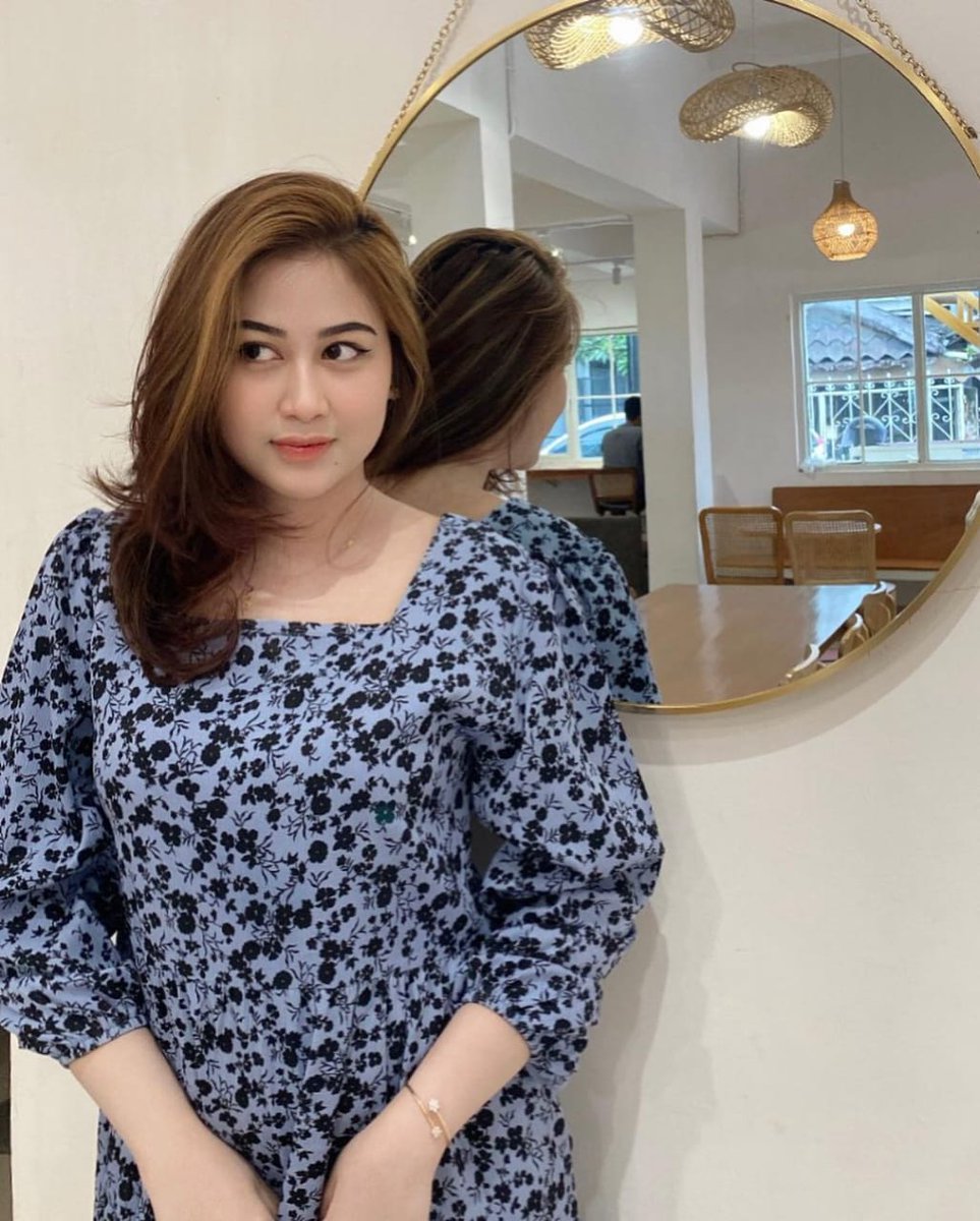 SiGen_Z's tweet photo. Jangan berhenti mencintaiku https://t.co/SbT6PF1Gzm