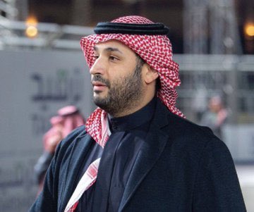 #يوم_التاسيس2023 

انت قايّد وانت قدوّه وانت قمّة
وانت همّه وانت هامة وانت قامه .