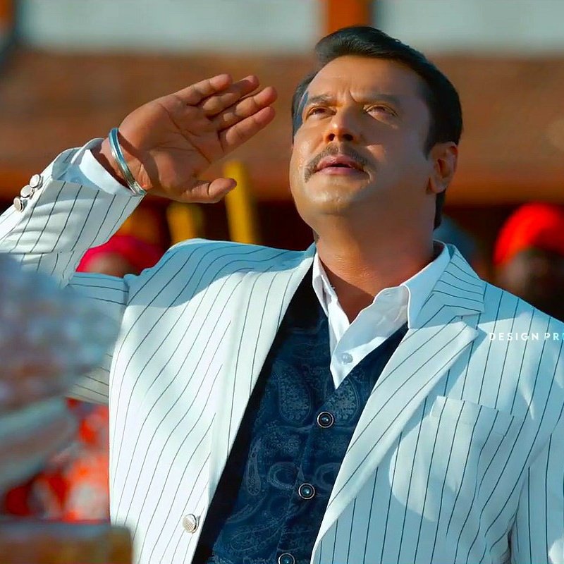 Gaja_Mallu1507's tweet photo. ತಿರುಗೋ ಭೂಮಿಗೆ ಗೊತ್ತು, ಕನ್ನಡಕ್ಕಿರುವಾ ಗತ್ತು
ಕ್ರಾಂತಿಗೆ ತಿಲಕವನಿಟ್ಟಾ.. ನಾಡು ನನ್ನದು..💛❤️
#DBoss𓃰 #KRANTI HD stills 💥🎯
#RevolutionaryBlockbuster
#KrantiBlockBuster #KrantiOnPrime
#BossOfSandalwood
#BoxOfficeSultan 🐘
#ChallengingStarDarshan
#DBoss𓃵 | #Kaatera | @dasadarshan https://t.co/ExqI8Rqyfx