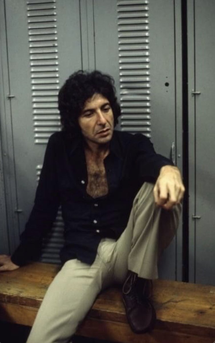 “I’ve found that as you become older you become crazier and more careful at the same time. It’s like the base of a pyramid widening. Your range becomes very, very wide.”

🖤 Leonard Cohen 

(he was fifty years old when he made this observation)