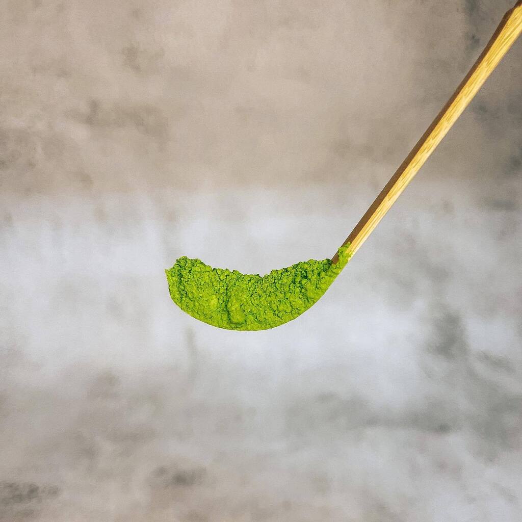MatchaTriboo's tweet photo. ¿Por qué debes incorporar el té Matcha a tu vida? 💭

⚡️ Proporciona energía 
💭 Mejora el rendimiento y la concentración
🙂 Reduce la ansiedad y mejora el ánimo
💪 Quema de Grasas
🍊 Fortalece el sistema inmunitario. Posee componentes como la vitamina C, vitamina A y Magnesi… https://t.co/JB4cQIobKf
