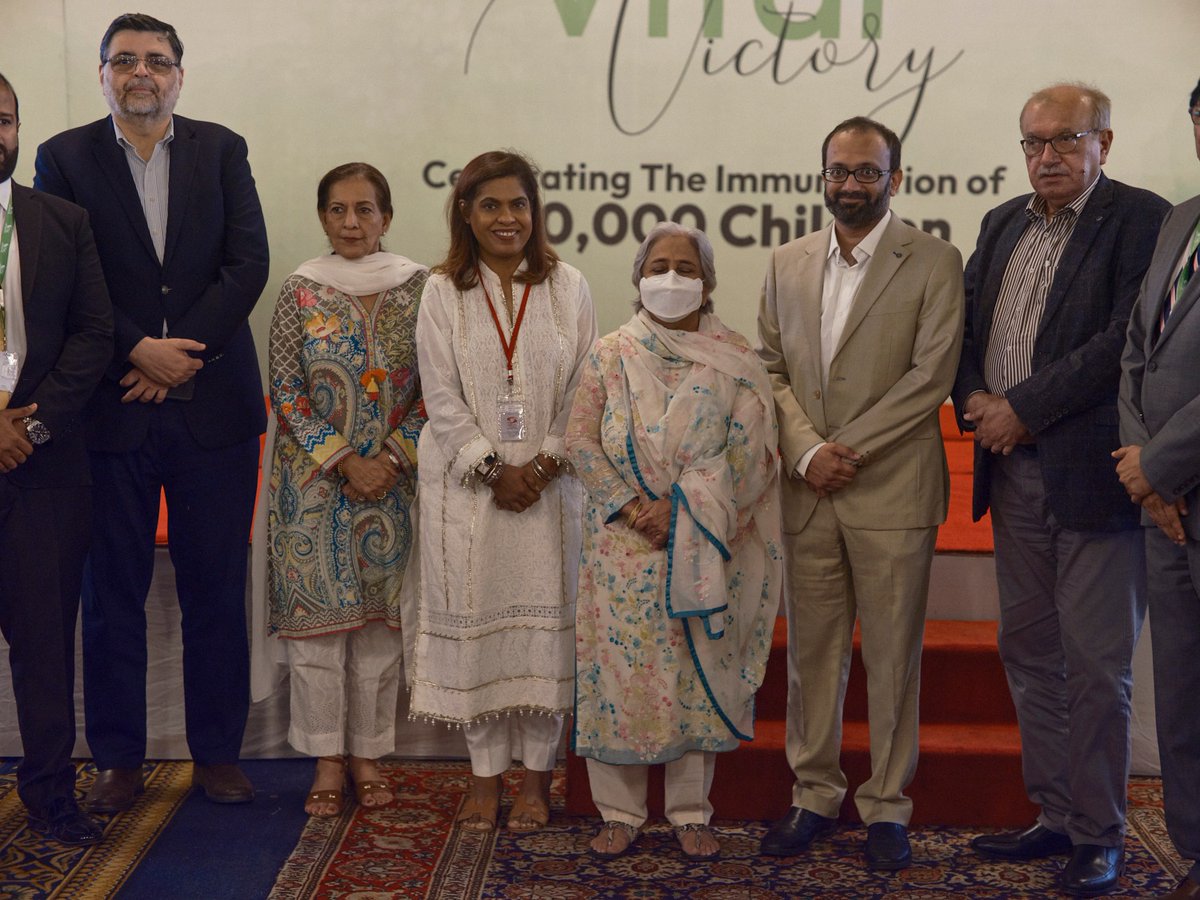Vital_Pakistan's tweet photo. Celebrating the Vital Victory event with Dr. Azra Fazal Pechuho, Minister of Health and Population Welfare Department.

#vitalpakistantrust #sina #aku #siut #billandmelindagatesfoundation #gavi #globalhealthstrategies #who #unicef #immunization #health #notforprofit #celebration https://t.co/sy7tnUjRvI