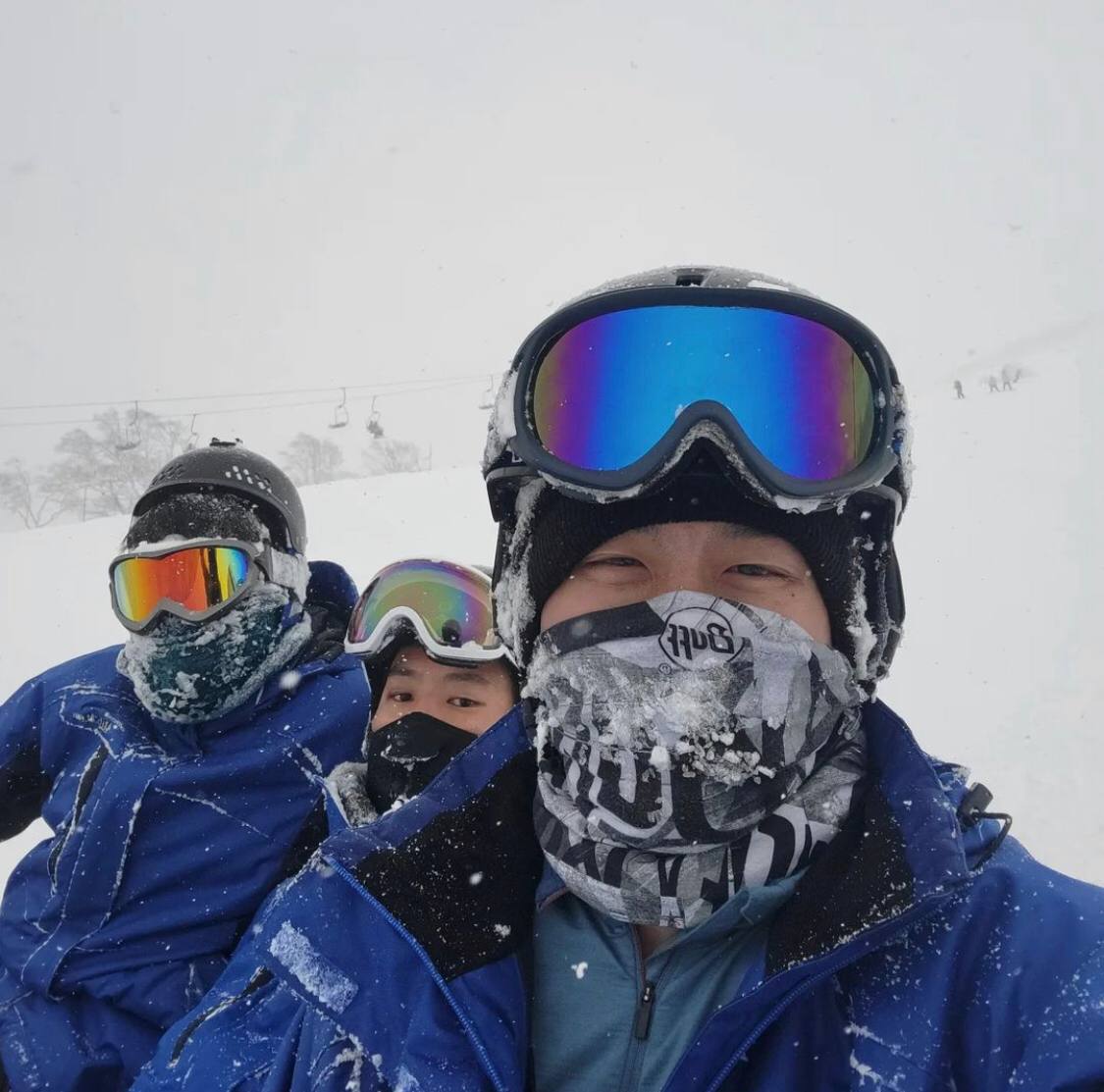 ben36524's tweet photo. 雪は自由で、私もです。
これからは冬ごとに私のそばにいてください。 https://t.co/nedQhp7bV3