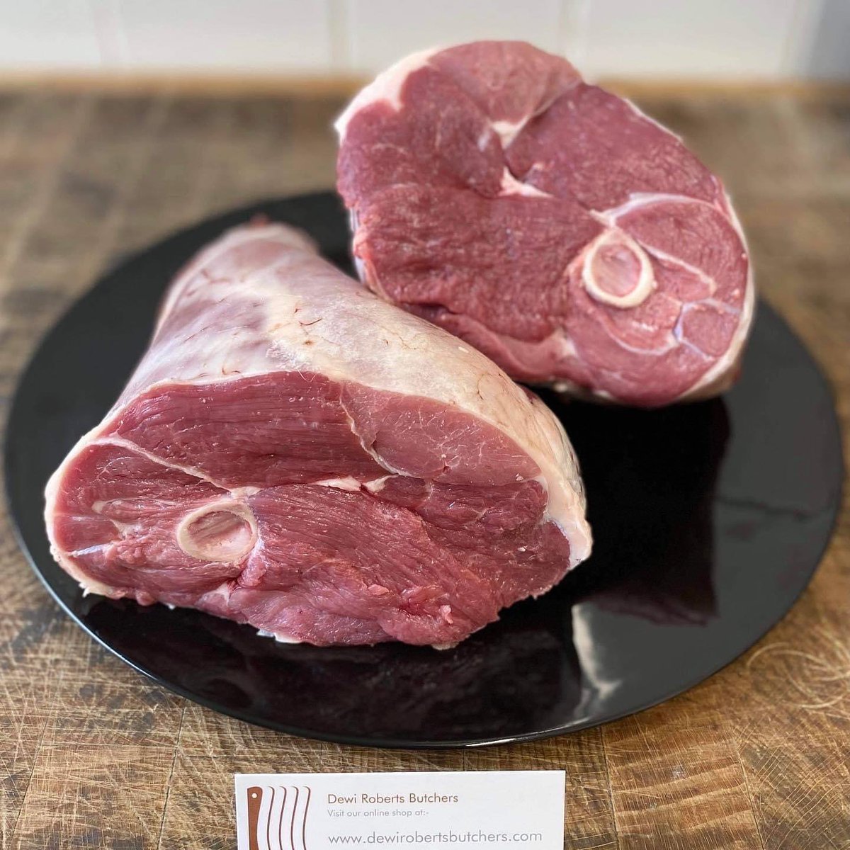 DewiButchers's tweet photo. Come and get your #midweek roast for a truly #Welsh feast in celebration of #StDavidsDay tomorrow 🌼 #WelshMeat #WelshBeef #WelshLamb #WelshPork https://t.co/CeEPbAoKfz