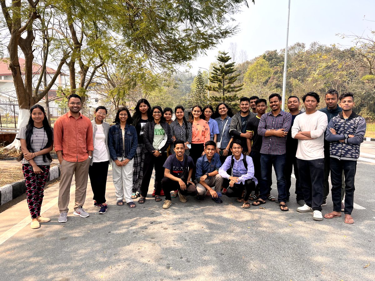 Saikee_D's tweet photo. #YuvaSangam #ebsb 

Day 0 (27th Feb, 2022)

Reached IIT-G and alloted in Dikhow hostel. 

Day 1 (28th Feb, 2022)

Met the Mentors and Team Members... 

Excited for the Trip to Karnataka under YUVA SANGAM. https://t.co/0PPFoKerTl