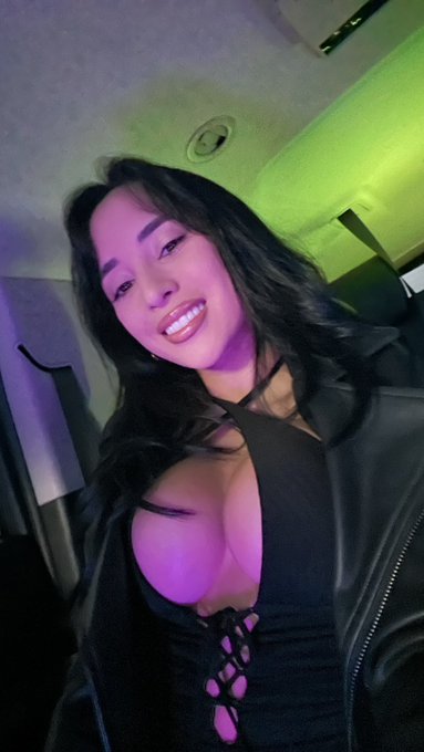 1 pic. Hi https://t.co/rXktDFoI9d