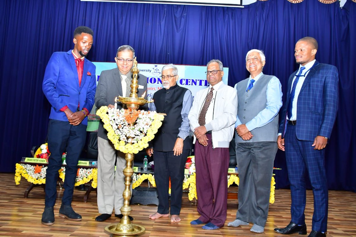 uom_icd's tweet photo. International Center UoM organized a Day's Orientation Pgm for Intl Students Inauguration &amp; Inaugural Address by Dr. N.R. Parasuraman, Director&amp; Professor-Finance
SDM-IMD Mysore Presided by Prof. Muzaffar H Assadi Hon'ble Vice Chancellor (I/C), Presence Prof. G.R. Janardhana, https://t.co/NATXmQ4r6v